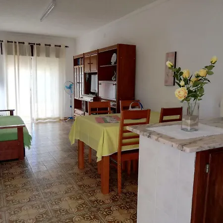 Apartment Villas Brites *